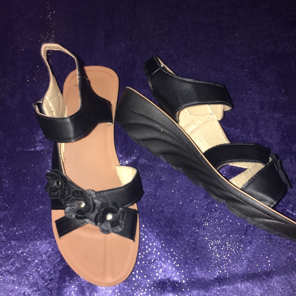 Wells comfort sandals